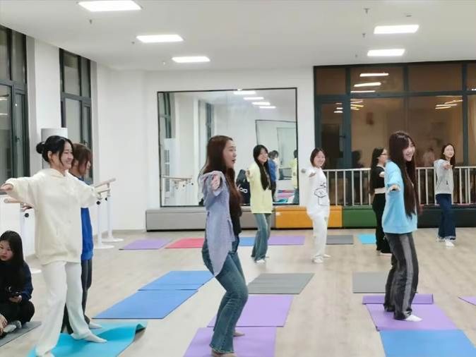 图示, 示意图

中度可信度描述已自动生成:ver1